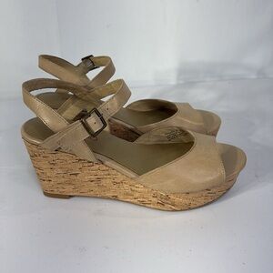 🍴 me too tan, leather, cork, wedge, sandals, Pepper